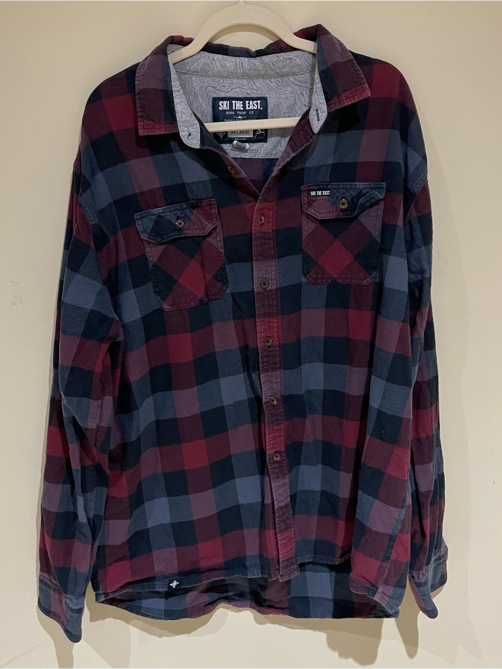 ⭐️Ski The East Men's Burgundy & Navy Plaid Button-Down Shirt⭐️